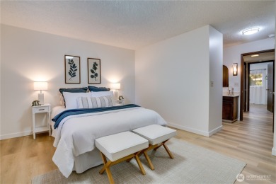 Embrace easy living in this beautifully refreshed 2BD 1.75BA on Highlands Golf Club in Washington - for sale on GolfHomes.com, golf home, golf lot