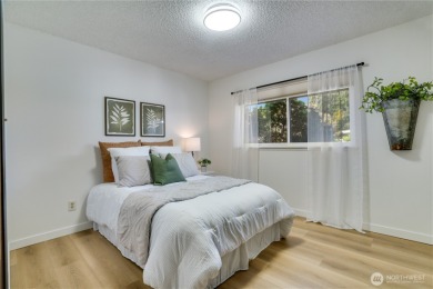 Embrace easy living in this beautifully refreshed 2BD 1.75BA on Highlands Golf Club in Washington - for sale on GolfHomes.com, golf home, golf lot