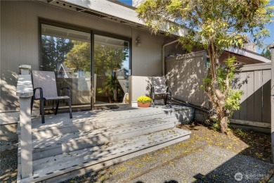 Embrace easy living in this beautifully refreshed 2BD 1.75BA on Highlands Golf Club in Washington - for sale on GolfHomes.com, golf home, golf lot