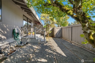 Embrace easy living in this beautifully refreshed 2BD 1.75BA on Highlands Golf Club in Washington - for sale on GolfHomes.com, golf home, golf lot