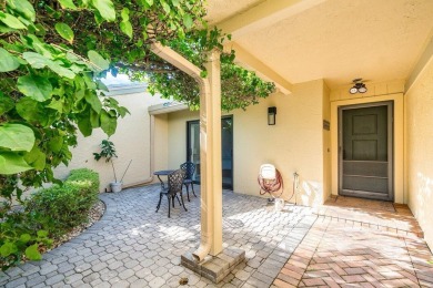*PRICED TO SELL!* Discover unparalleled privacy and panoramic on Hunters Run Golf and Country Club in Florida - for sale on GolfHomes.com, golf home, golf lot
