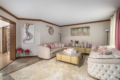 Move-in ready with immediate occupancy! This beautiful colonial on Pheasant Run Golf Club in Michigan - for sale on GolfHomes.com, golf home, golf lot