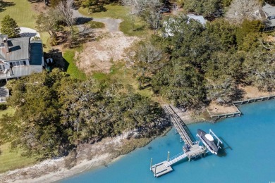 This is a rare chance to own a truly special piece of the on Wachesaw Plantation Club in South Carolina - for sale on GolfHomes.com, golf home, golf lot