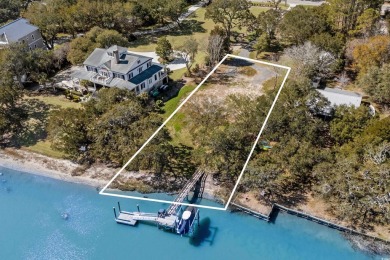This is a rare chance to own a truly special piece of the on Wachesaw Plantation Club in South Carolina - for sale on GolfHomes.com, golf home, golf lot