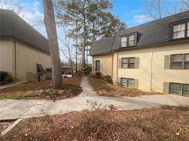 Welcome to upscale Buckhead living in the sought-after Cross on Cross Creek Golf Course in Georgia - for sale on GolfHomes.com, golf home, golf lot