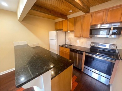 Welcome to upscale Buckhead living in the sought-after Cross on Cross Creek Golf Course in Georgia - for sale on GolfHomes.com, golf home, golf lot