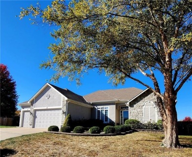 BEAUTIFUL! This home sits on a cul-de-sac lot in an incredible on Paradise Pointe Golf Complex in Missouri - for sale on GolfHomes.com, golf home, golf lot