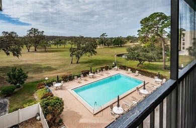 Great opportunity to enjoy living a carefree lifestyle in this on Tarpon Springs Golf Course in Florida - for sale on GolfHomes.com, golf home, golf lot