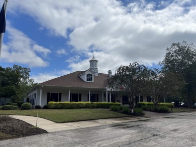 Looking for the perfect combination of beach and golf?  Then on Aberdeen Golf and Country Club in South Carolina - for sale on GolfHomes.com, golf home, golf lot