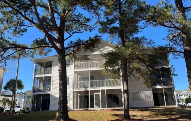 Looking for the perfect combination of beach and golf?  Then on Aberdeen Golf and Country Club in South Carolina - for sale on GolfHomes.com, golf home, golf lot