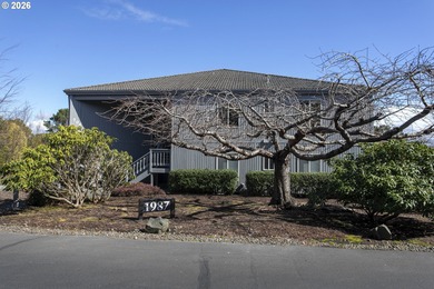 Own a 25% deeded interest in this fabulous Gearhart condo with on  in Oregon - for sale on GolfHomes.com, golf home, golf lot