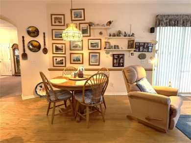 Beautifully maintained home located in the Fairway Estates on Rainbow Springs Golf and Country Club in Florida - for sale on GolfHomes.com, golf home, golf lot