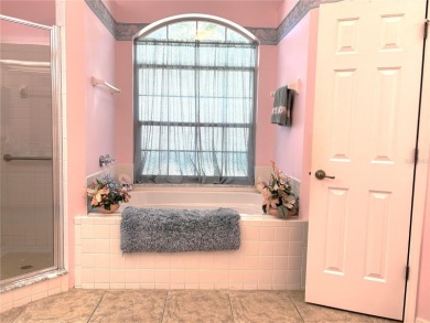 Beautifully maintained home located in the Fairway Estates on Rainbow Springs Golf and Country Club in Florida - for sale on GolfHomes.com, golf home, golf lot