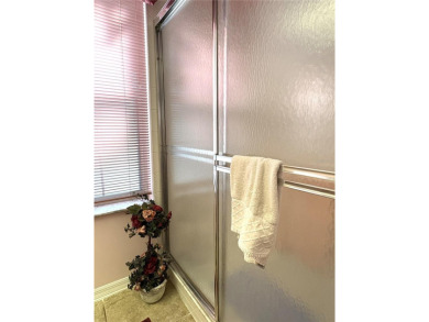 Beautifully maintained home located in the Fairway Estates on Rainbow Springs Golf and Country Club in Florida - for sale on GolfHomes.com, golf home, golf lot