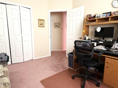 Beautifully maintained home located in the Fairway Estates on Rainbow Springs Golf and Country Club in Florida - for sale on GolfHomes.com, golf home, golf lot