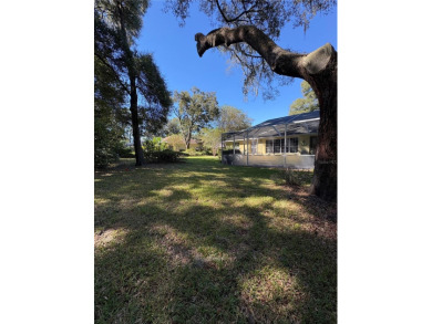 Beautifully maintained home located in the Fairway Estates on Rainbow Springs Golf and Country Club in Florida - for sale on GolfHomes.com, golf home, golf lot