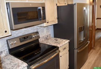 Dennis McGuire, M: , dennis.mcguire,   - Enjoy the convenience on Oak Hills Country Club in Nebraska - for sale on GolfHomes.com, golf home, golf lot