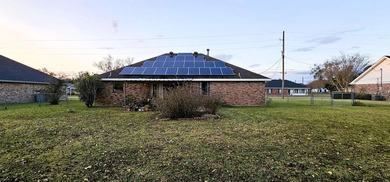 This charming 3-bedroom, 2-bath home offers the perfect blend of on Bayou Country Club in Louisiana - for sale on GolfHomes.com, golf home, golf lot