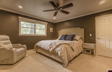 Beautifully updated 4 bedroom, 2 bathroom home in Village Green on Twin Lakes Golf Club in Arkansas - for sale on GolfHomes.com, golf home, golf lot