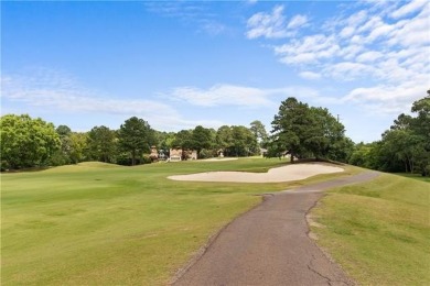 Golf Course Living in Kiln Creek! Move-in ready and all on one on Kiln Creek Golf and Country Club in Virginia - for sale on GolfHomes.com, golf home, golf lot