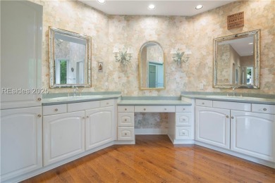 This timeless residence in Long Cove is a true blend of on Long Cove Club in South Carolina - for sale on GolfHomes.com, golf home, golf lot