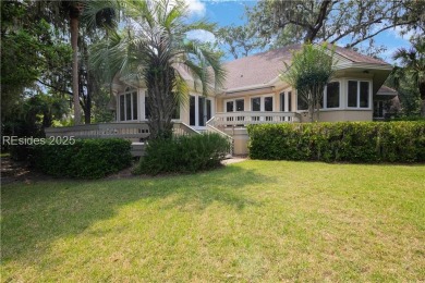 This timeless residence in Long Cove is a true blend of on Long Cove Club in South Carolina - for sale on GolfHomes.com, golf home, golf lot
