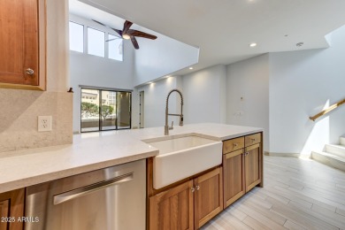 Fantastic town home in Troon.  This is the perfect layout with 3 on Troon North Golf Club  in Arizona - for sale on GolfHomes.com, golf home, golf lot