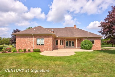 This all brick home, has everything you will need for easy on The Sawmill Golf Club in Michigan - for sale on GolfHomes.com, golf home, golf lot