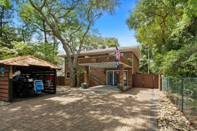 LOCATION - LOCATION - LOCATION!  Looking for your perfect piece on Beachwood Golf Club in South Carolina - for sale on GolfHomes.com, golf home, golf lot