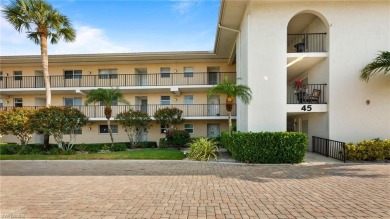 Welcome to High Point Circle! This exceptional third-floor unit on High Point Country Club in Florida - for sale on GolfHomes.com, golf home, golf lot