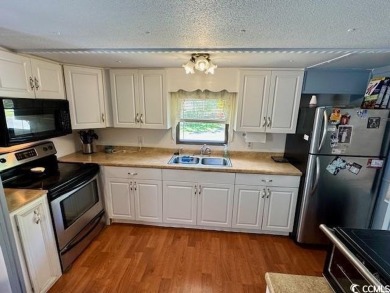 Looking for an affordable beach getaway or primary residence on Indian Wells Golf Course in South Carolina - for sale on GolfHomes.com, golf home, golf lot