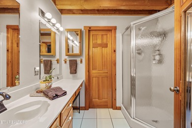 A Light-Filled Log Home in the Heart of Tennessee's Golf on Heatherhurst Golf Course in Tennessee - for sale on GolfHomes.com, golf home, golf lot