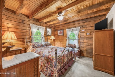 A Light-Filled Log Home in the Heart of Tennessee's Golf on Heatherhurst Golf Course in Tennessee - for sale on GolfHomes.com, golf home, golf lot