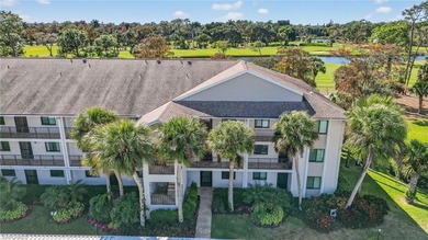 Golf-Lifestyle Living in the Heart of Naples -an exceptionally on Foxfire Golf and Country Club  in Florida - for sale on GolfHomes.com, golf home, golf lot