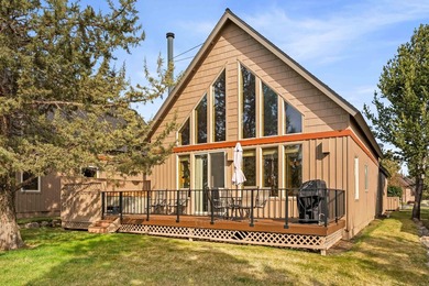 Located on the 14th fairway of The Ridge Course in Eagle Crest on Eagle Crest Golf Resort - Resort Course in Oregon - for sale on GolfHomes.com, golf home, golf lot