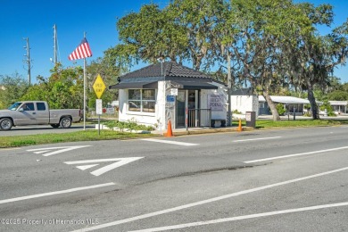 Florida Retirement Living! This furnished 2-bedroom, 2-bathroom on High Point Golf Club, Inc. in Florida - for sale on GolfHomes.com, golf home, golf lot