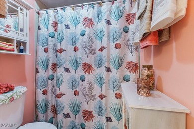 Welcome to relaxed Florida living in the desirable Cross Creek on Cross Creek Country Club in Florida - for sale on GolfHomes.com, golf home, golf lot