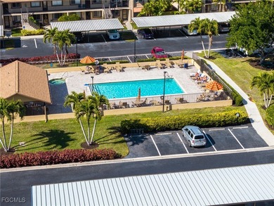 Welcome to relaxed Florida living in the desirable Cross Creek on Cross Creek Country Club in Florida - for sale on GolfHomes.com, golf home, golf lot