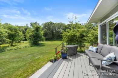 Carefree condo living located on Clearbrook Golf Course.  This on Clearbrook Golf Club in Michigan - for sale on GolfHomes.com, golf home, golf lot