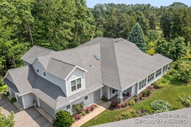 Carefree condo living located on Clearbrook Golf Course.  This on Clearbrook Golf Club in Michigan - for sale on GolfHomes.com, golf home, golf lot