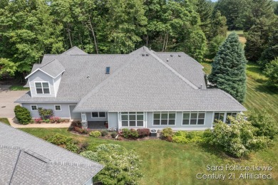 Carefree condo living located on Clearbrook Golf Course.  This on Clearbrook Golf Club in Michigan - for sale on GolfHomes.com, golf home, golf lot