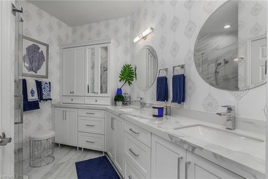 FABULOUS DESIGNER DECORATED upper level 3 bedroom, 2 bath, coach on Copperleaf Golf Club in Florida - for sale on GolfHomes.com, golf home, golf lot