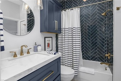 FABULOUS DESIGNER DECORATED upper level 3 bedroom, 2 bath, coach on Copperleaf Golf Club in Florida - for sale on GolfHomes.com, golf home, golf lot