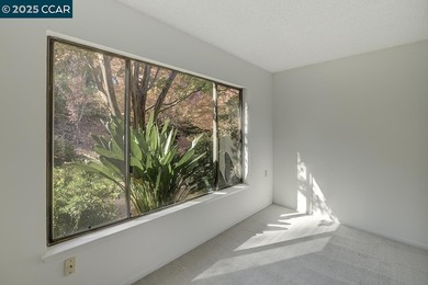 Single story, level-in nicely situated in quiet Rossmoor on Rossmoor Golf Course in California - for sale on GolfHomes.com, golf home, golf lot