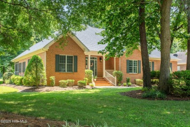 This beautiful 3-bedroom, 2.5-bath home is located on Golf on Sound Golf Links at Albemarle Plantation in North Carolina - for sale on GolfHomes.com, golf home, golf lot