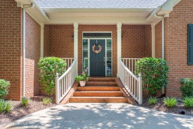 This beautiful 3-bedroom, 2.5-bath home is located on Golf on Sound Golf Links at Albemarle Plantation in North Carolina - for sale on GolfHomes.com, golf home, golf lot