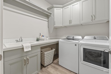 Welcome to your dream home on the golf course - a stunning on Timberstone Golf Course in ID - for sale on GolfHomes.com, golf home, golf lot