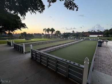 PRICE IMPROVEMENT. Step through the front doors, grab yourself a on Cross Creek Country Club in Florida - for sale on GolfHomes.com, golf home, golf lot