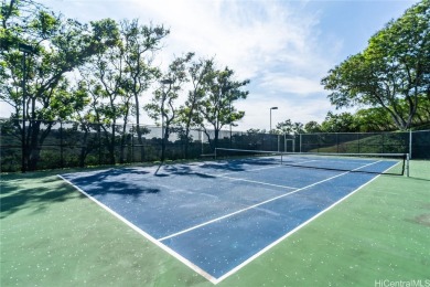 Beautifully renovated 2 bedrooms 2 full bathroom unit with 1 on Pearl Country Club in Hawaii - for sale on GolfHomes.com, golf home, golf lot