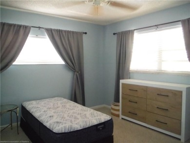 Beautifully maintained and updated 2BR 2BA Golf Course Villa on Golf Hammock Country Club in Florida - for sale on GolfHomes.com, golf home, golf lot